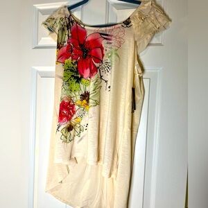 Style & Co Top w Flowers PXL